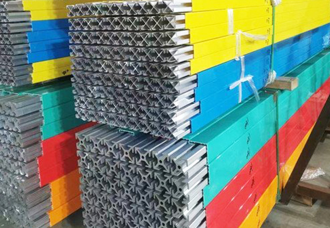 ����ĸ��